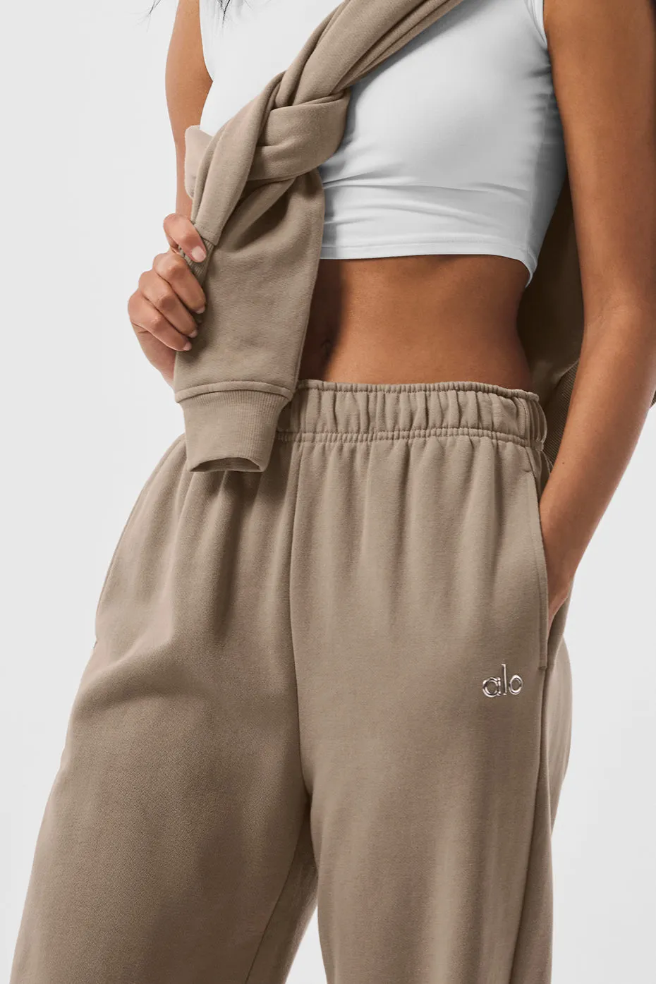 Accolade Straight Leg Sweatpant - Gravel