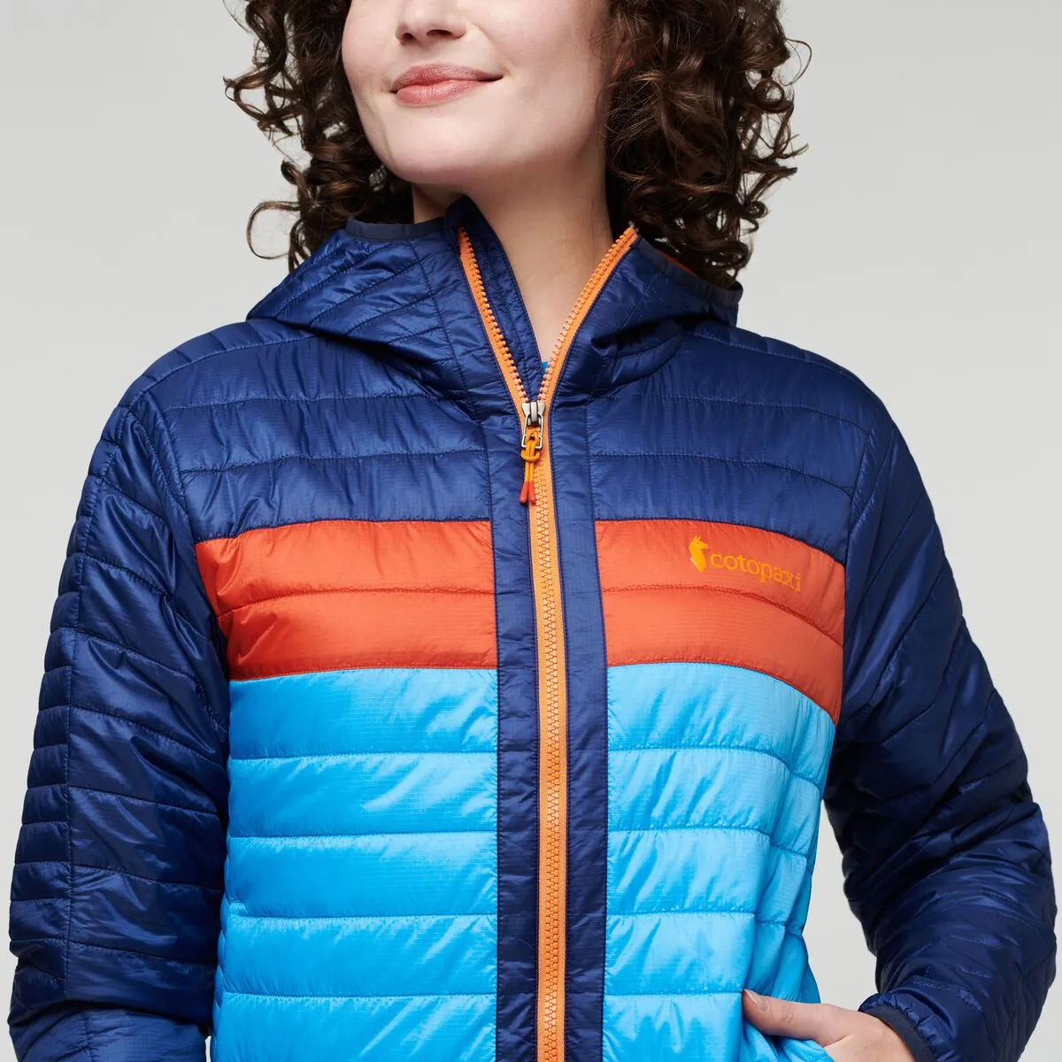 Capa Insulated Hooded Jacket - Women's