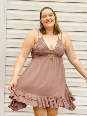 Happy Hour Lace Dress in Mocha